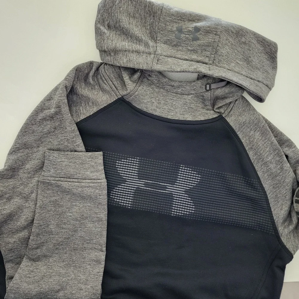 Under Armour Fitted Cold Gear black gray hoodie front logo mens‎ size L